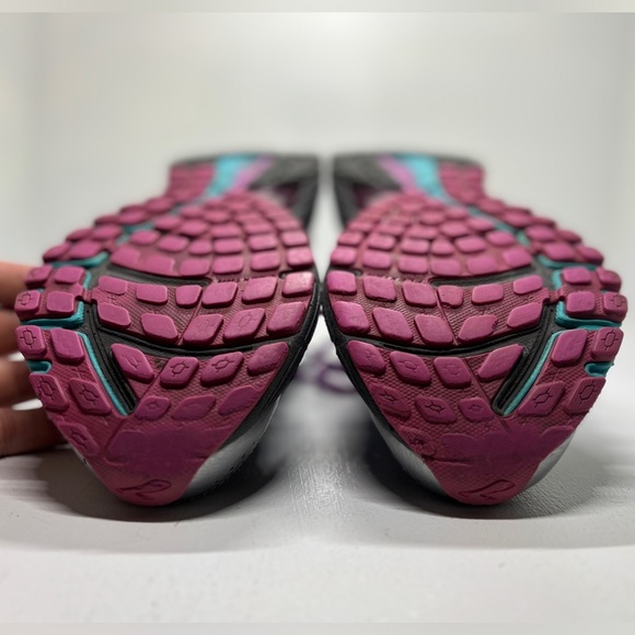 Brooks Adrenaline GTS 17 Silver and Purple running shoes women’s size 11.5 - Picture 8 of 11